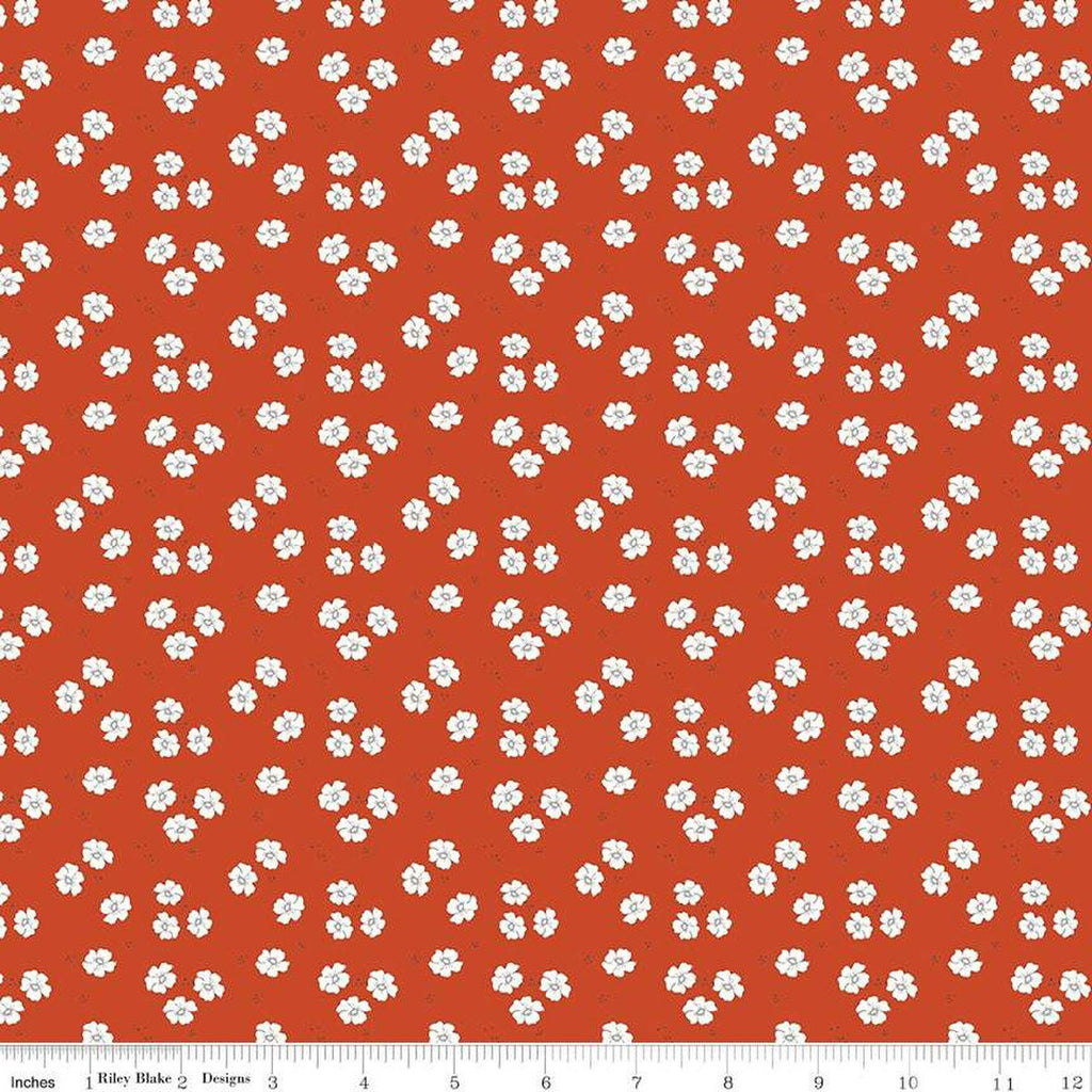 SALE BloomBerry Flower Bed C14604 Autumn by Riley Blake Designs - Floral White Flowers - Quilting Cotton Fabric