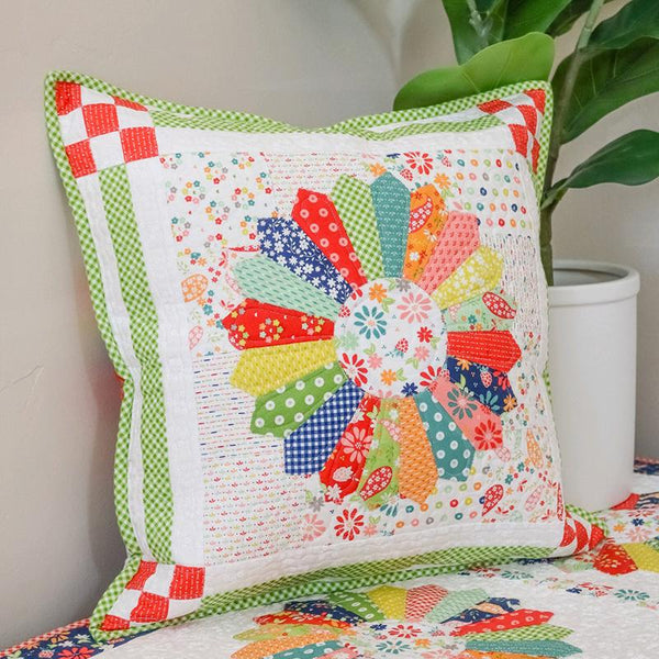 Image of the Raspberry Summer quilt kit by Sherri & Chelsi for Moda Fabrics. Features  wall hanging and pillow. 
Cute Little Fabric Shop