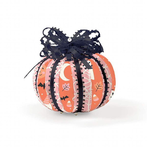 SALE Peekaboo Pumpkin Ornament Project Quilt PATTERN P235 by The Ornament Girl - Riley Blake Design - INSTRUCTIONS Only - No-Sew Project