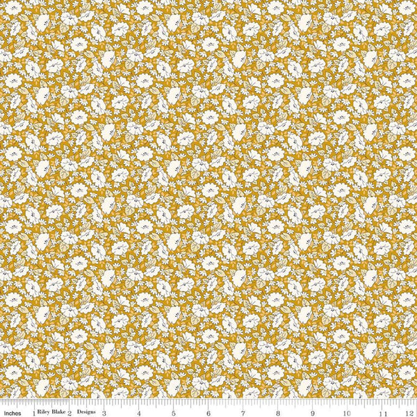 Tudor Celebration 01667445C Mayflower Meadow C - Riley Blake Designs - Floral Flowers - Liberty Fabrics - Quilting Cotton Fabric