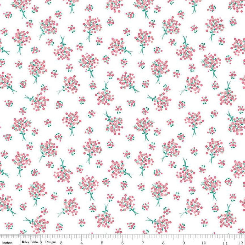 15" End of Bolt - CLEARANCE Singing in the Rain Bouquets White - Riley Blake Designs - Flowers Floral - Quilting Cotton Fabric