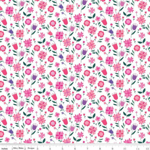 Fat Quarter End of Bolt - SALE Uni the Unicorn Flowers C9983 White - Riley Blake - Fantasy Floral - Quilting Cotton Fabric