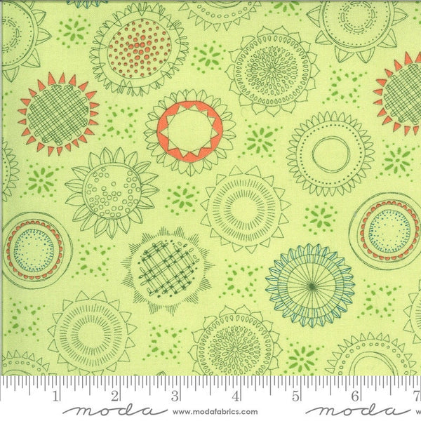 Fat Quarter End of Bolt Piece - SALE Solana Varietals 48682 Meadow - Moda Fabrics - Floral Flowers Green - Quilting Cotton Fabric