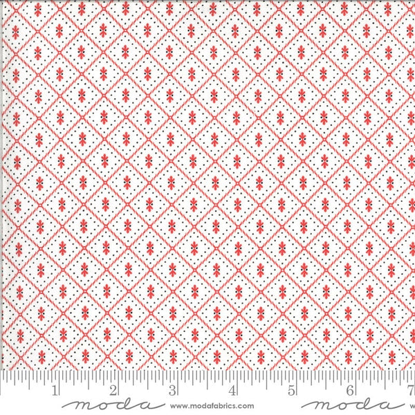 Fat Quarter End of Bolt - CLEARANCE Figs and Shirtings Nanas Pajamas 20397 Linen Barn Red - Moda Fabrics - Off-White - Quilting Cotton