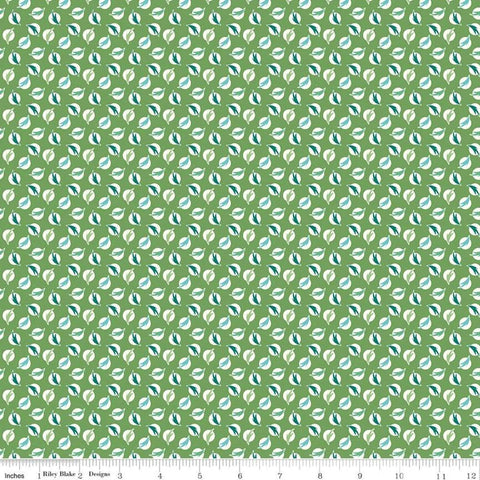 SALE Flea Market Feathers C10226 Clover - Riley Blake Designs - Cream Dots Dotted on Green - Lori Holt  - Quilting Cotton Fabric