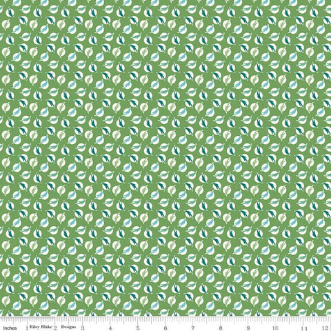 SALE Flea Market Feathers C10226 Clover - Riley Blake Designs - Cream Dots Dotted on Green - Lori Holt  - Quilting Cotton Fabric