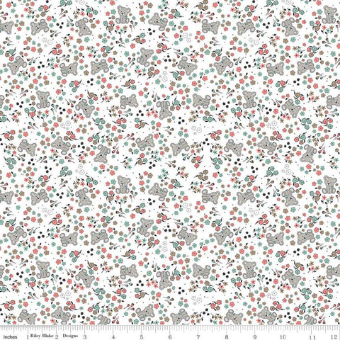 27" End of Bolt - CLEARANCE Sleep Tight Garden SC10262 White SPARKLE - Riley Blake - Floral Teddy Bears SPARKLE Green - Quilting Cotton