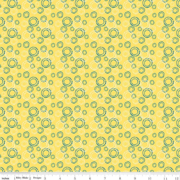 Fat Quarter End of Bolt - CLEARANCE Oh Happy Day! Circles C10312 Yellow - Riley Blake Designs - Overlapping Circles - Quilting Cotton Fabric