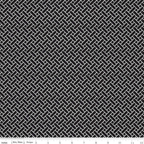 Fat Quarter end of bolt - SALE Classic Caskata Wicker C10385 Black - Riley Blake Designs - Basket Weave Geometric -  Quilting Cotton Fabric