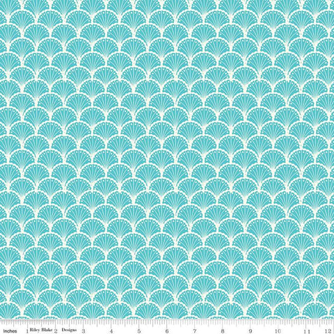 Fat Quarter End of Bolt - SALE Stardust Scallops C10502 Peacock - Riley Blake - Clamshell Fan Blue Off-White -  Quilting Cotton Fabric