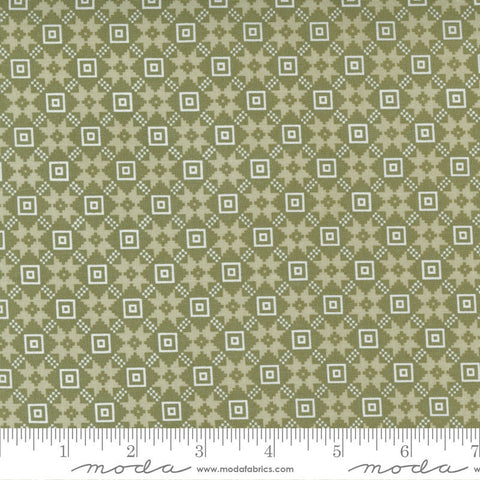 SALE Christmas Morning Bright Star 5144 Pine - Moda Fabrics - Geometric Green - Quilting Cotton Fabric