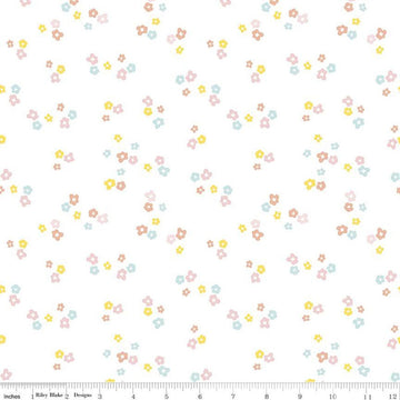 18" End of Bolt - FLANNEL Ditsy F12005 Cloud - Riley Blake Designs - Floral Flowers Off White - FLANNEL Cotton Fabric