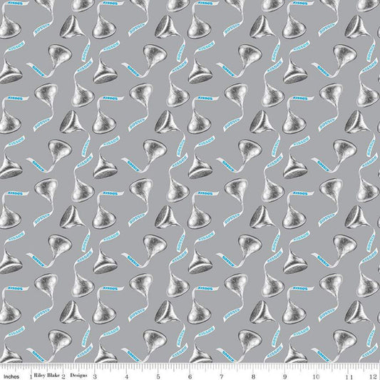 Celebrate with Hershey Valentine's Day Kisses Toss C12803 Silver - Riley Blake Designs - Hershey's Chocolate - Quilting Cotton Fabric