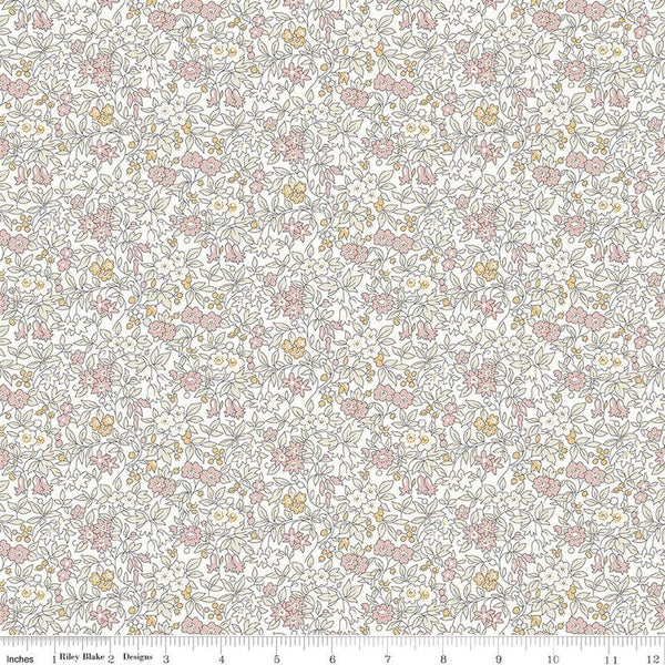 Fat Quarter End of Bolt -  Flower Show Pebble Forget Me Not Blossom A 01666839A - Riley Blake  Floral Liberty Fabrics Quilting Cotton Fabric