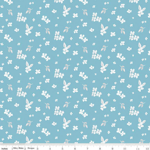 Fat Quarter End of Bolt - SALE Portsmouth Ditsy Blooms C12913 Dream by Riley Blake - Floral Leaves Patriotic - Quilting Cotton Fabric