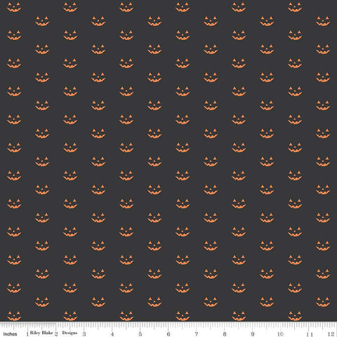 Hey Bootiful Jack-o'-Lanterns C13136 Charcoal - Riley Blake Designs - Halloween Pumpkin Faces - Quilting Cotton Fabric