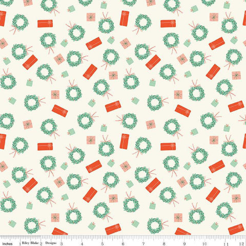 SALE Holiday Cheer Wreaths C13614 Cream - Riley Blake Designs - Christmas Wreaths Presents - Quilting Cotton Fabric