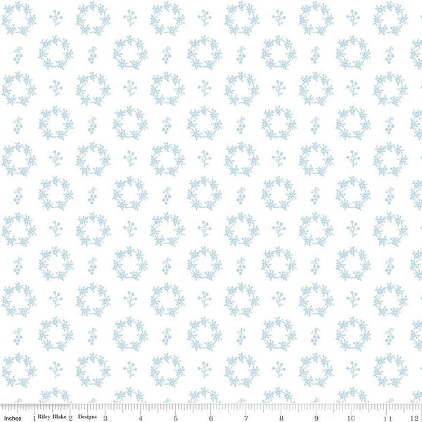 Simply Country Wreaths C13414 White - Riley Blake Designs - Floral Flowers Leaves Berries - Quilting Cotton Fabric