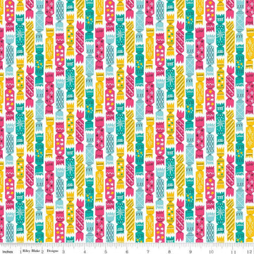 Fat Quarter End of Bolt - CLEARANCE Deck the Halls Crackers A 01666881A - Riley Blake  - Christmas -  Liberty   - Quilting Cotton
