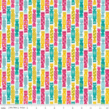 Fat Quarter End of Bolt - CLEARANCE Deck the Halls Crackers A 01666881A - Riley Blake  - Christmas -  Liberty   - Quilting Cotton