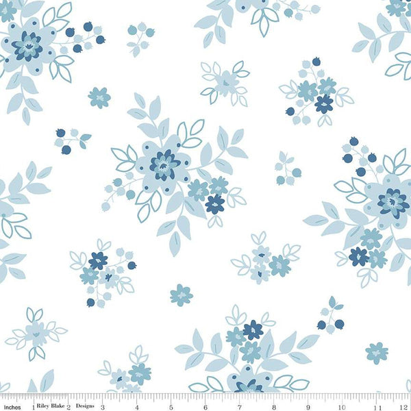 2yds 18" End of Bolt - Simply Country Floral WIDE BACK WB13418 White - Riley Blake - 107/108" Wide Floral Flowers - Quilting Cotton Fabric