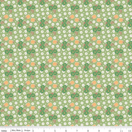 Home Town Sorenson C13586 Lettuce - Riley Blake Designs - Floral Flowers - Lori Holt - Quilting Cotton Fabric