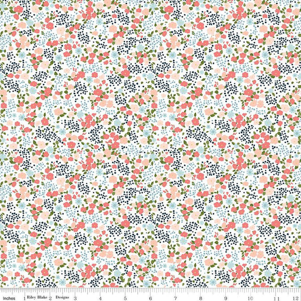 SALE Day in the Life Floral C13662 White - Riley Blake Designs - Flowers Blossoms - Quilting Cotton Fabric