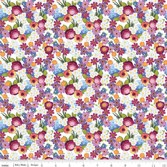 SALE Floralicious Flowers C13482 White - Riley Blake Designs - Floral - Quilting Cotton Fabric