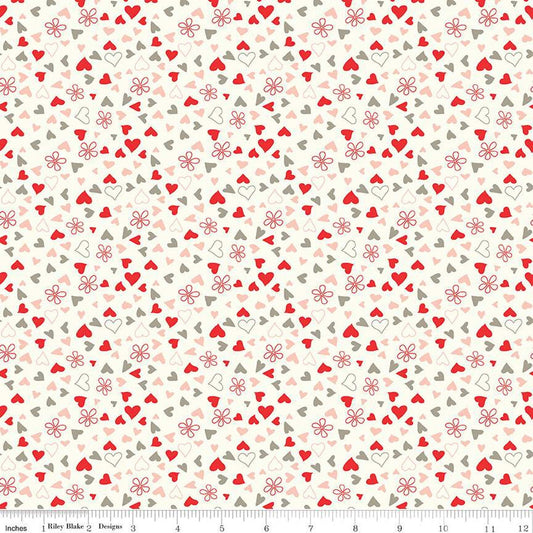 Fat Quarter End of Bolt - I Love Us Scattered Hearts C13964 Cream by Riley Blake - Valentine's Day Hearts Daisies - Quilting Cotton Fabric