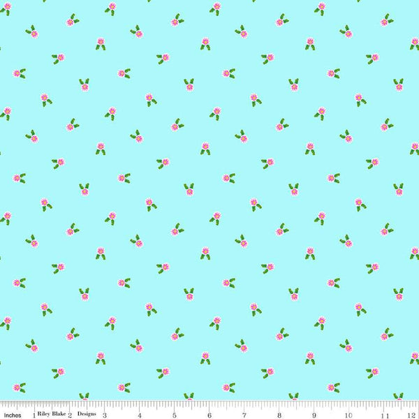 Fat Quarter End of Bolt - CLEARANCE Splendid Flowers C14314 Sky by Riley Blake Designs - Floral - Quilting Cotton Fabric
