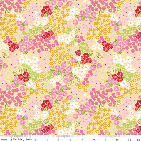Picnic Florals Flower Garden C14611 Yellow by Riley Blake Designs - Floral Flowers Blossoms Leaves - Quilting Cotton Fabric