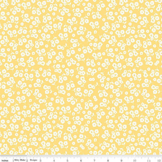 18" End of Bolt - Picnic Florals Ditsy C14613 Yellow by Riley Blake Designs - Cream Floral Flowers - Quilting Cotton Fabric
