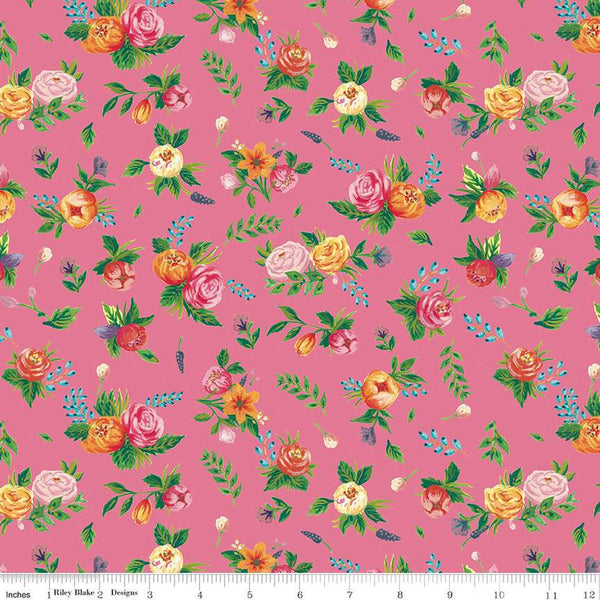 Monthly Placemats 2 August Floral C13935 Raspberry - Riley Blake Designs - Flowers Leaves - Quilting Cotton Fabric