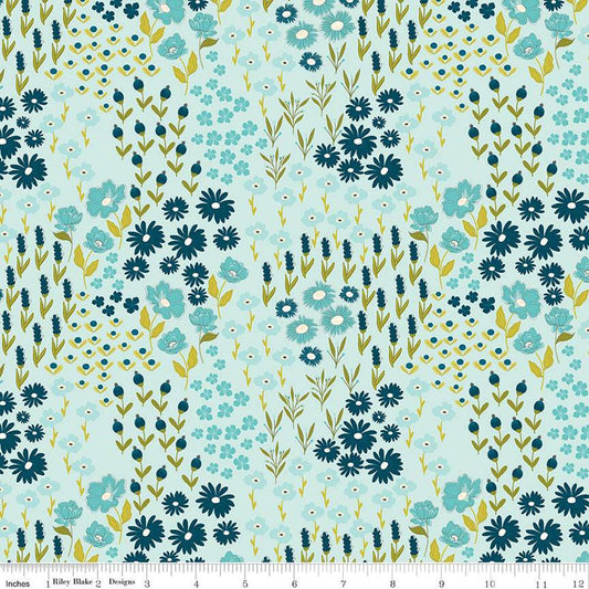 Feed My Soul Main Flower Garden C14551 Powder - Riley Blake Designs - Floral Flowers - Quilting Cotton Fabric