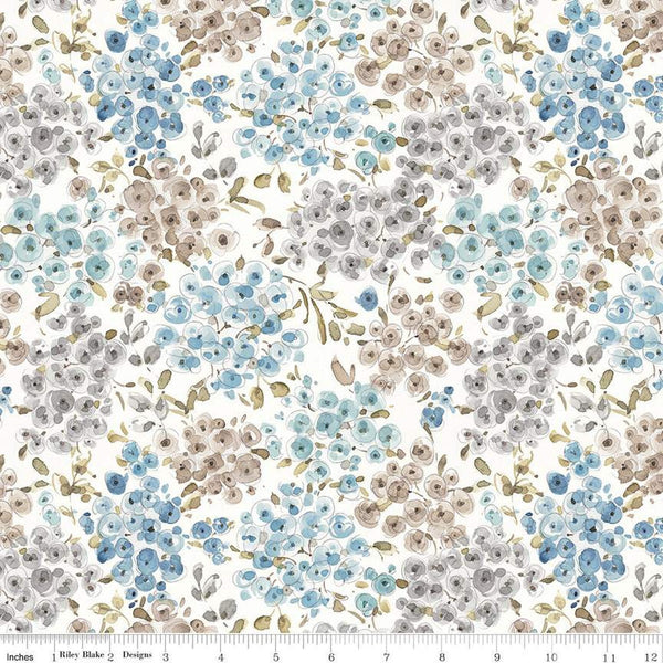 Blue Escape Coastal Floral C14512 Off White by Riley Blake Designs - Flowers Blossoms - Quilting Cotton Fabric