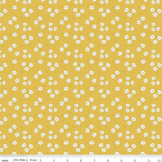 BloomBerry Flower Bed C14604 Yellow - Riley Blake Designs - Floral White Flowers - Quilting Cotton Fabric