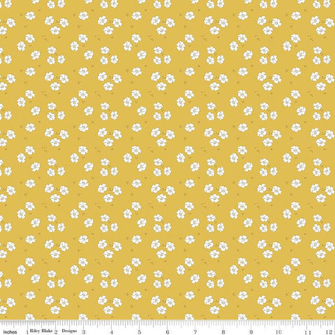 BloomBerry Flower Bed C14604 Yellow by Riley Blake Designs - Floral White Flowers - Quilting Cotton Fabric