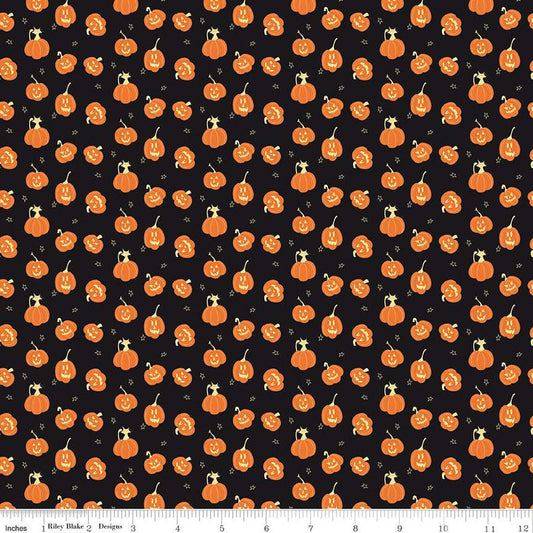 SALE Fat Quarter End of Bolt - Beggar's Night Pumpkins C14505 Black - Riley Blake Designs - Halloween - Quilting Cotton Fabric