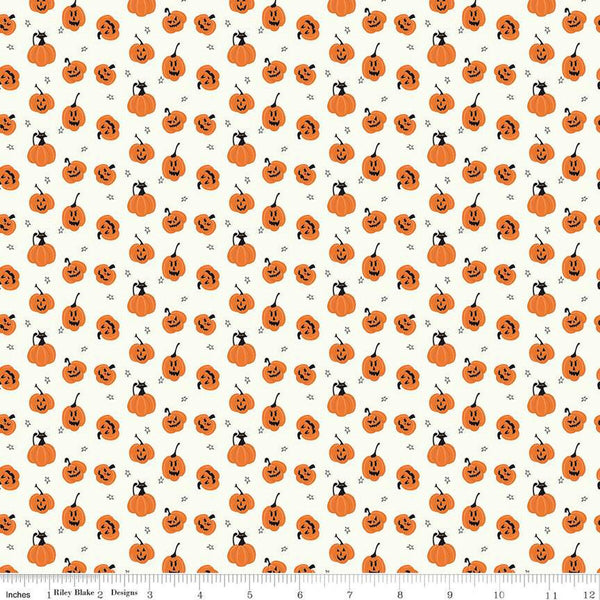 SALE Beggar's Night Pumpkins C14505 Cream - Riley Blake Designs - Halloween - Quilting Cotton Fabric