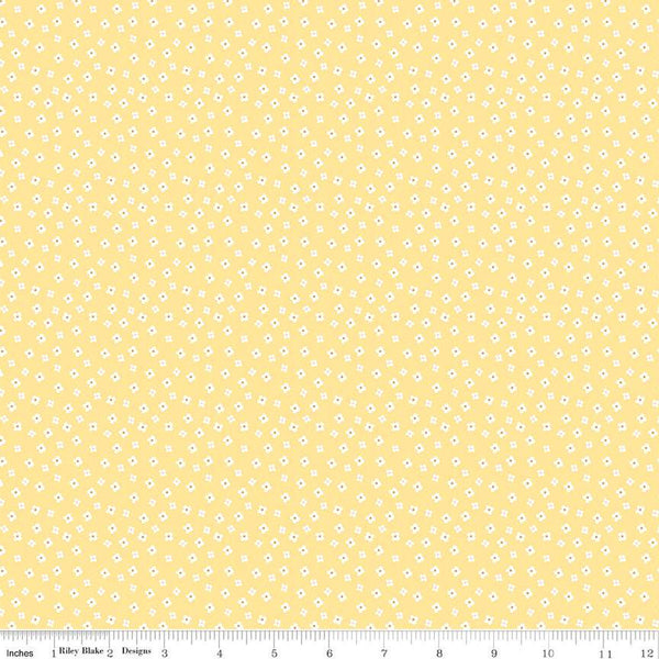 Gone Glamping Blossoms C14794 Yellow - Riley Blake Designs - Floral Flowers Camping - Quilting Cotton Fabric