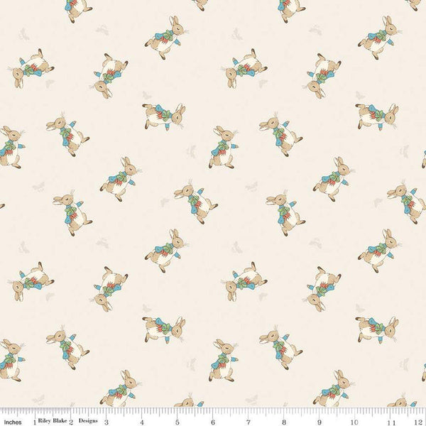 The Tale of Peter Rabbit Peter Toss C14702 Cream - Riley Blake Designs - Beatrix Potter - Quilting Cotton Fabric