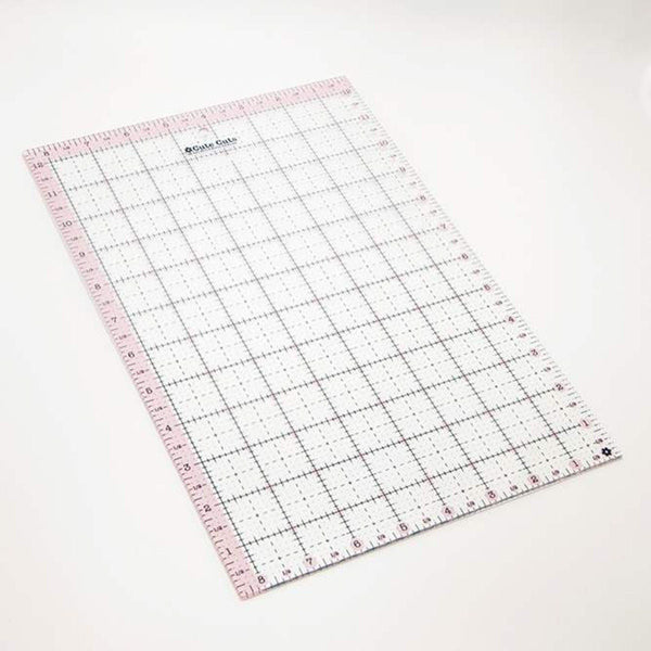 SALE Lori Holt Cute Cuts Ruler 8 1/2" x 12 1/2" STCC-9000 - Riley Blake Designs - Plastic Non-Slip 8.5" x 12.5"