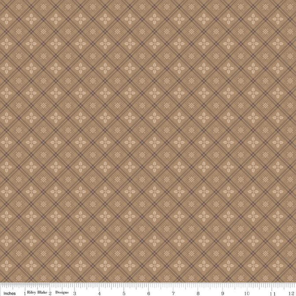 Image of the Home Town Holiday Holly Brown Sugar quilting cotton fabric by Riley Blake Designs. Features diagonal plaid with holly leaves on a beige brown background
Cute Little Fabric Shop