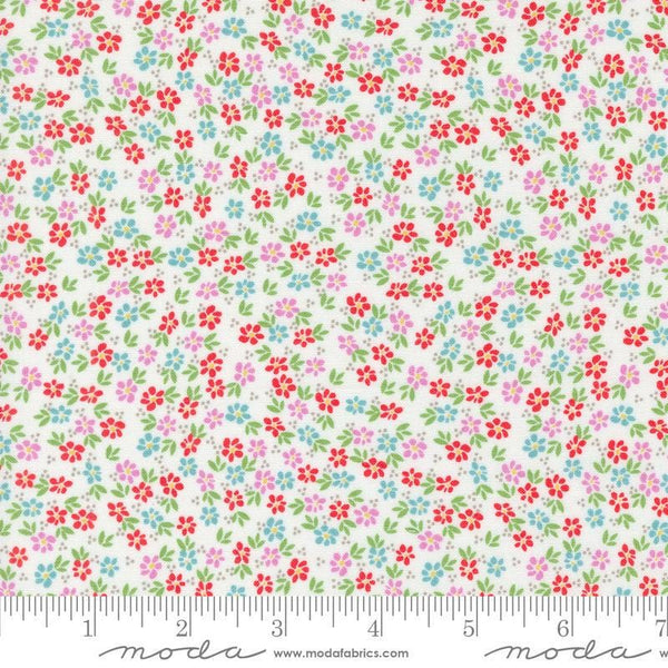 Image of the Laguna Sunrise Small Flowers Off White quilting cotton fabric by Sherri & Chelsi for Moda Fabrics. Features small scattered flowers on a white background. 
Cute Little Fabric Shop
