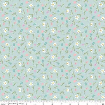 15" End of Bolt - Bunny Trail Tulip Toss C14254 Powder by Riley Blake Designs - Easter Floral Flowers Tulips - Quilting Cotton Fabric