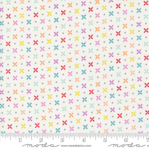 Image of the Laguna Sunrise Orange Peel Off White quilting cotton fabric by Sherri & Chelsi for Moda Fabrics. Features small geometric orange peels on a white background. 
Cute Little Fabric Shop