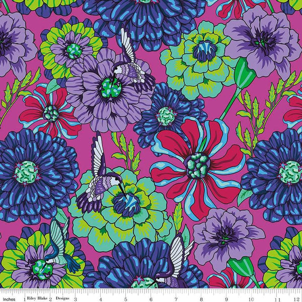 Image of the Botanic Blast Main Hot Pink quilting cotton fabric by Sew Yeah Quilting for Riley Blake Designs. Features large flowers and hummingbirds on a dark pink background.
Cute Little Fabric Shop