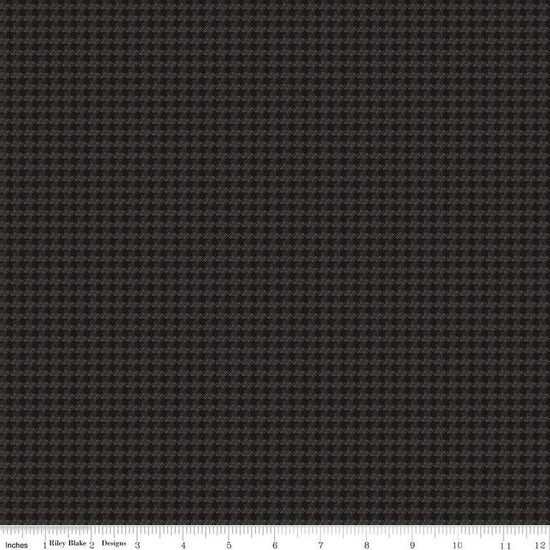 Image of the Stitchers Flannel Houndstooth Black flannel fabric by Vicki McCarty for Riley Blake Designs. Features small houndstooth patterns on a black background.
Cute Little Fabric Shop