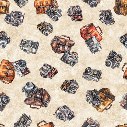 Fat Quarter End of Bolt - Globetrotter Cameras 30533 Parchment E - QT Fabrics - Quilting Cotton Fabric