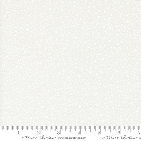 Image of the Shine Love Cloud White quilting cotton fabric by Sweetwater for Moda Fabrics. Features small hearts on a white background. 
Cute Little Fabric Shop